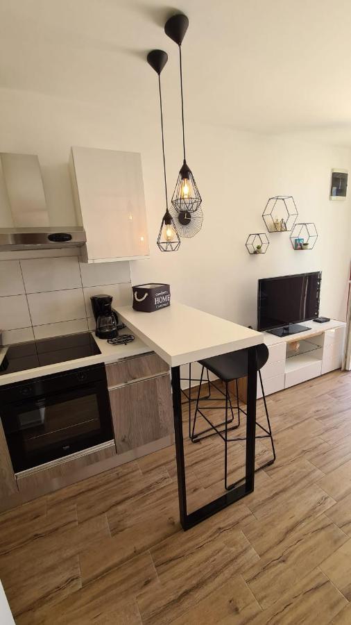 Studio Apartman Kiara Bol Dış mekan fotoğraf