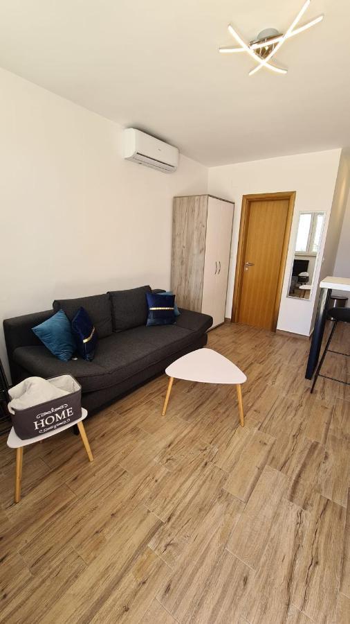 Studio Apartman Kiara Bol Dış mekan fotoğraf