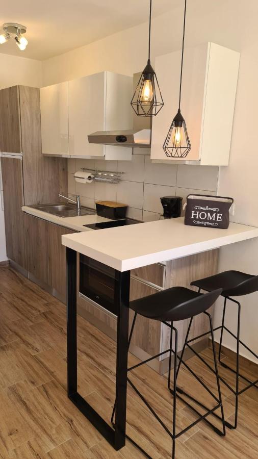 Studio Apartman Kiara Bol Dış mekan fotoğraf