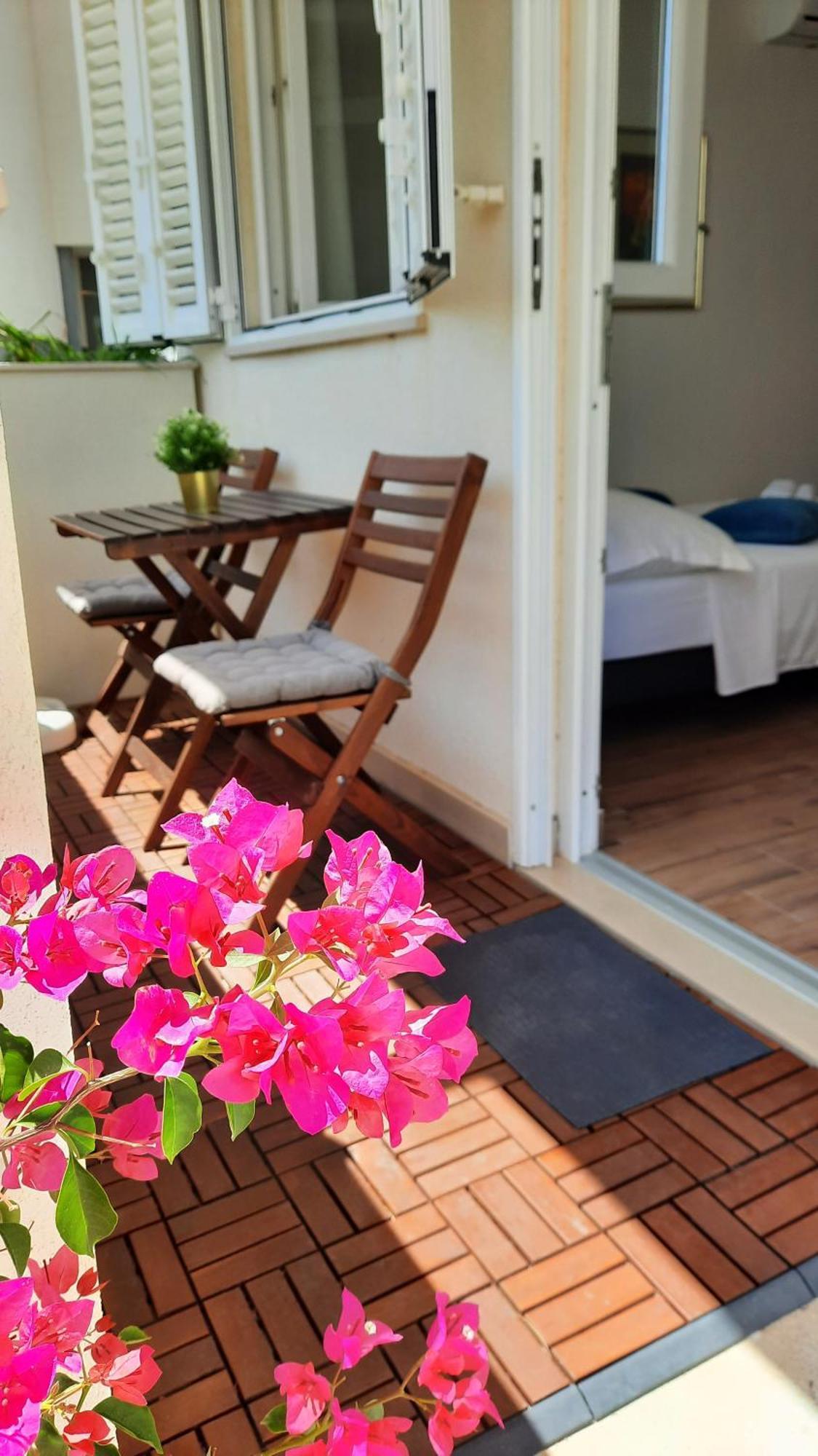 Studio Apartman Kiara Bol Dış mekan fotoğraf