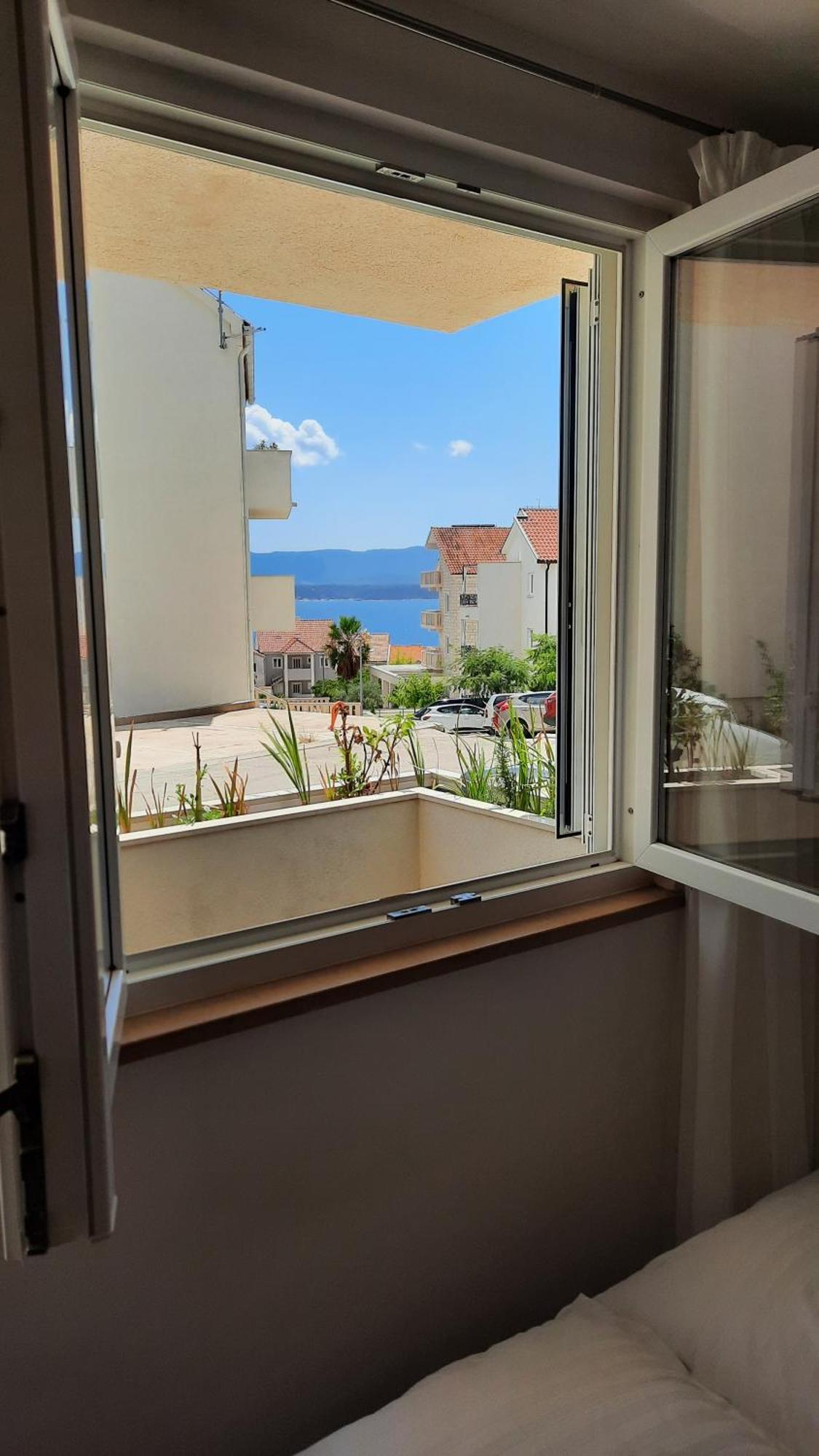 Studio Apartman Kiara Bol Dış mekan fotoğraf